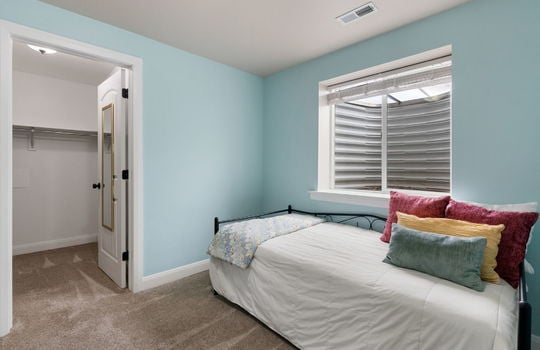 33-web-or-mls-581-n-570-e