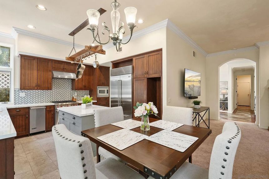 9683 Claiborne Square Gallery Img 21 1