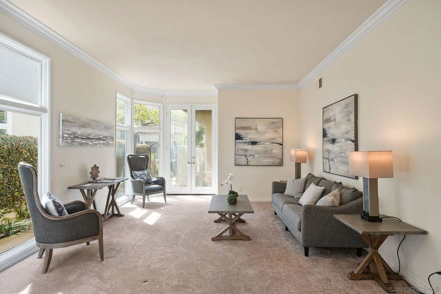 9683 Claiborne Square Gallery Img 4 1