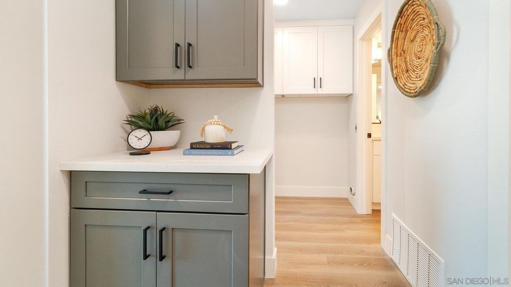 1371 Evergreen Drive Gallery Img 10