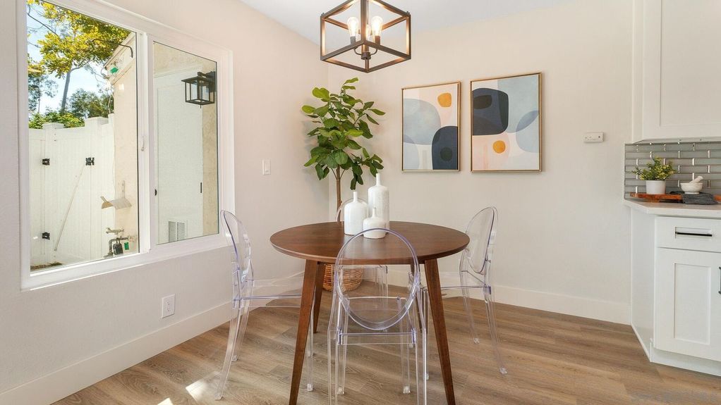 1371 Evergreen Drive Gallery Img 11