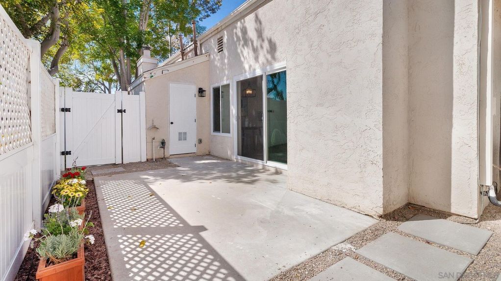 1371 Evergreen Drive Gallery Img 22