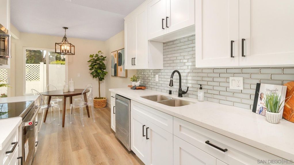 1371 Evergreen Drive Gallery Img 9