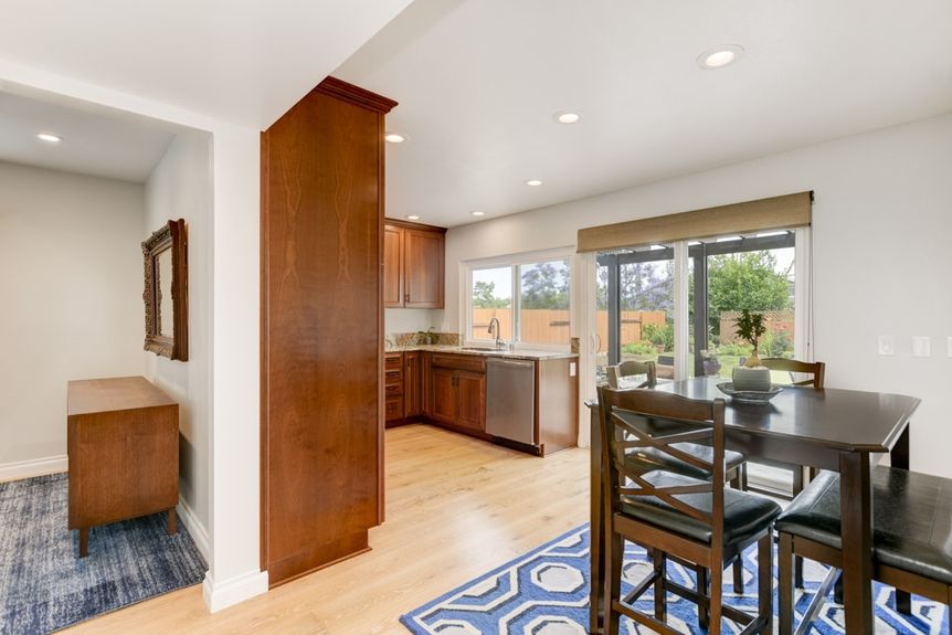 433 Village Run East Gallery Img 6