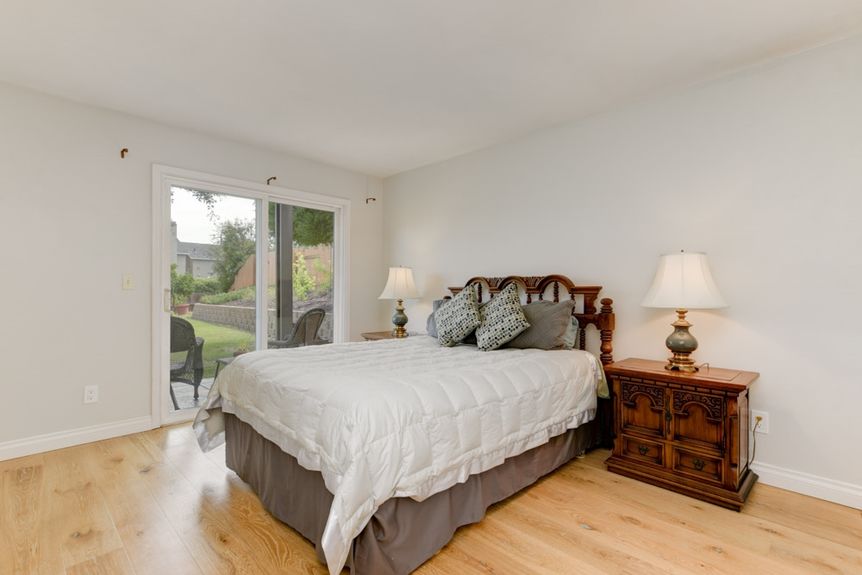 433 Village Run East Gallery Img 9