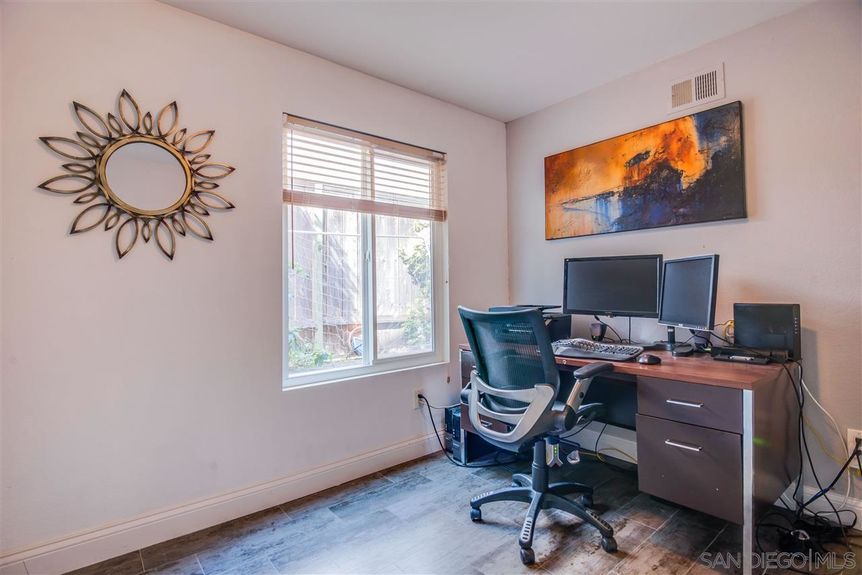 4616 Lisann Street Gallery Img 11