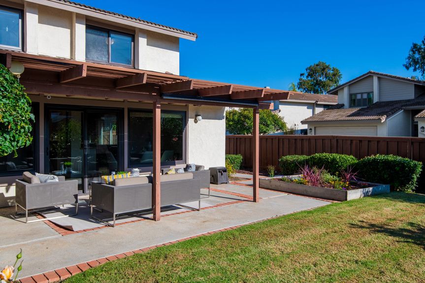 2002-Leafwood-Pl-MLS-Res-33