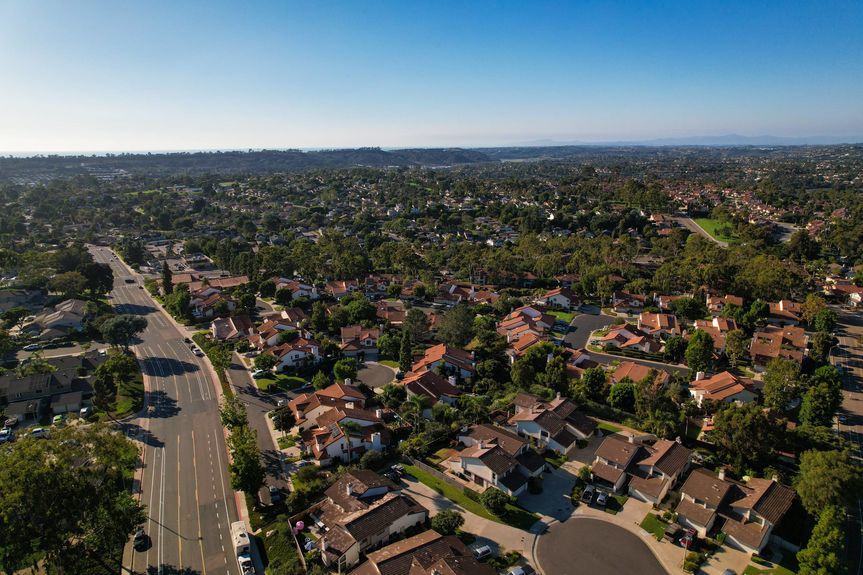 2002-Leafwood-Pl-MLS-Res-50