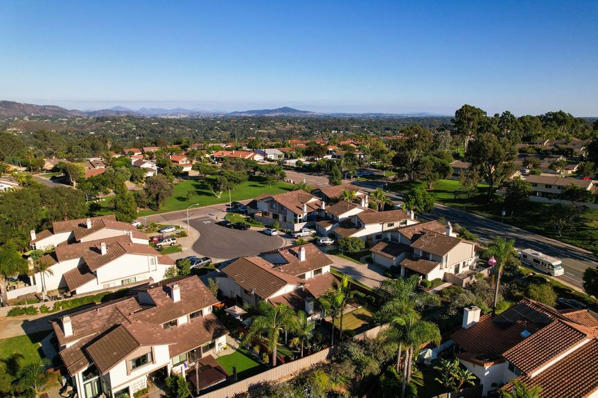 2002-Leafwood-Pl-MLS-Res-55