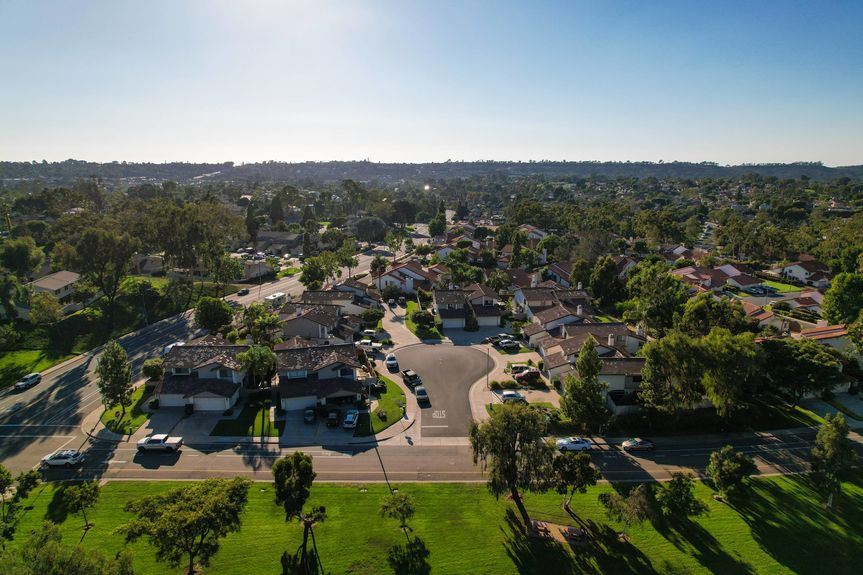 2002-Leafwood-Pl-MLS-Res-57