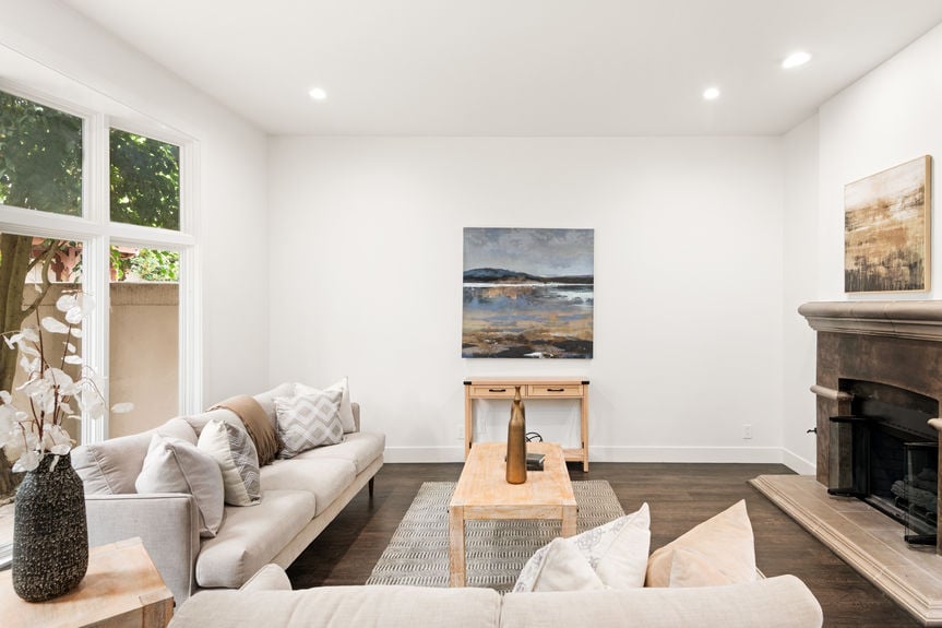 9767-Claiborne-Sq-MLS-Res-18