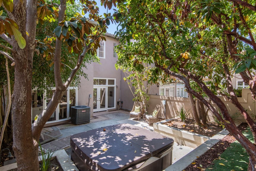 9767-Claiborne-Sq-V2-MLS-Res-21