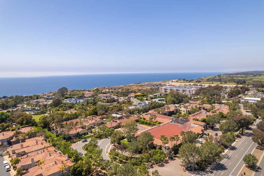 9767-Claiborne-Sq-V2-MLS-Res-4