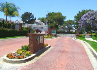 Dana Light Gated Entry