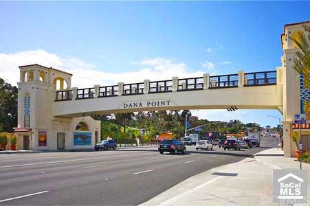 Dana Point Pedestrian Bridge