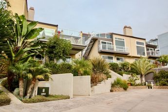 Casa Dana Condominiums