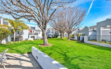 Lantern Hill Condominiums Greenbelt