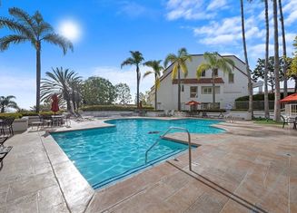 Encantamar Pool