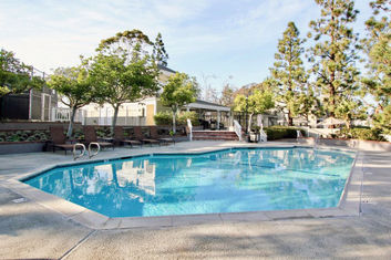Marinita Townhomes pool