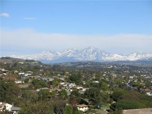 Seabourne Mountain View