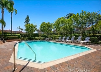 Waterford Pointe pool