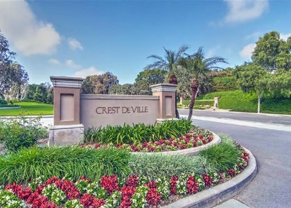 Crest De Ville Homes For Sale, Laguna Niguel