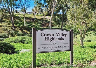 Crown Valley Highlands monument sign