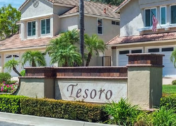 Tesoro monument sign