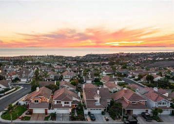 Highland Light Neighborhood