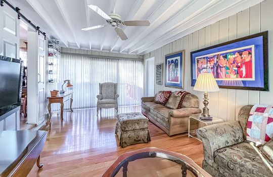 Caswell 8