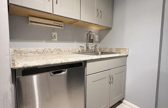 20250905190815468669000000-o