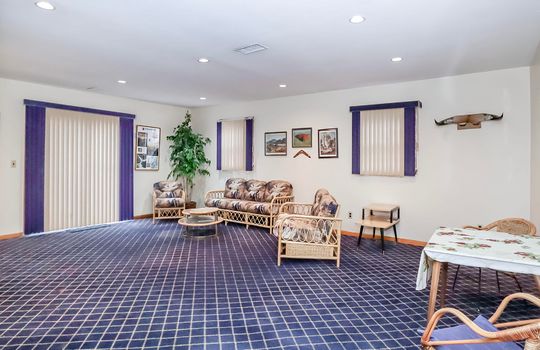 Family room Dongan Hills Colony Staten Island