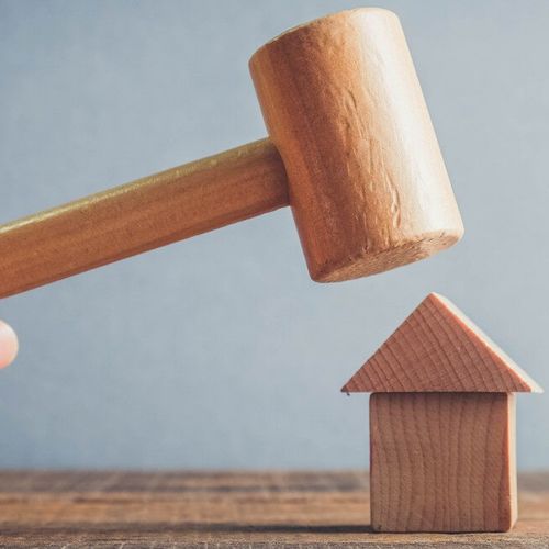 How to Handle the Stress of Buying or Selling a Home in Staten Island