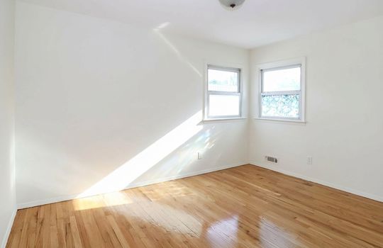 2nd floor bedroom greencroft