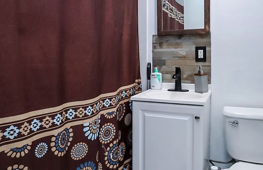 72-dubois-avenue-port-richmond-staten-island-full-bath