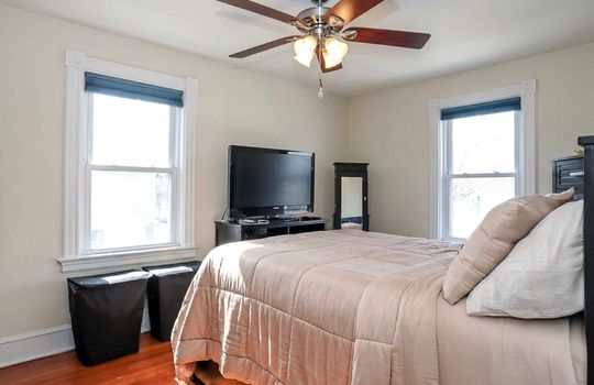 72-dubois-avenue-port-richmond-staten-island-primary-bedroom
