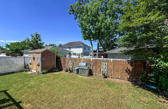 Prince's Bay Staten Island ranch yard view