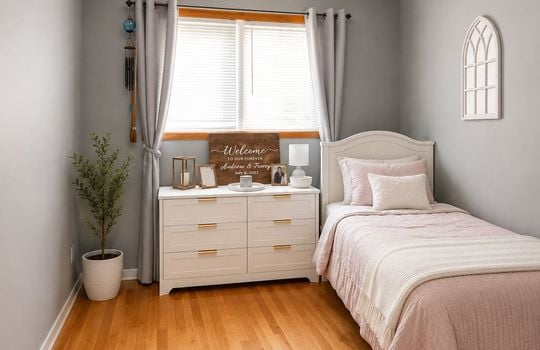 2nd Bedroom Apt.jpg