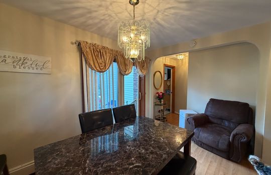 Dining-room-18-Cypress-staten-island-for-sale.jpg
