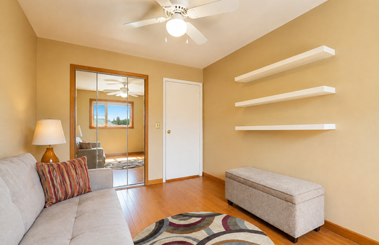 Third bedroom in Stonegate three-bedroom condo in Grasmere Staten Island