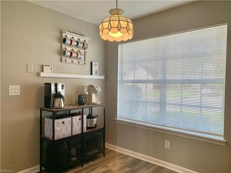 10431991-290-home-5.lg