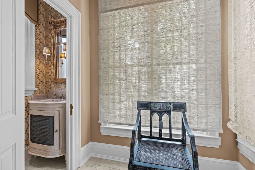 11-web-or-mls-A1A06278