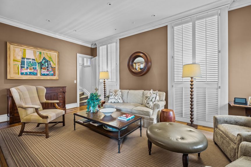 19-web-or-mls-A1A06311