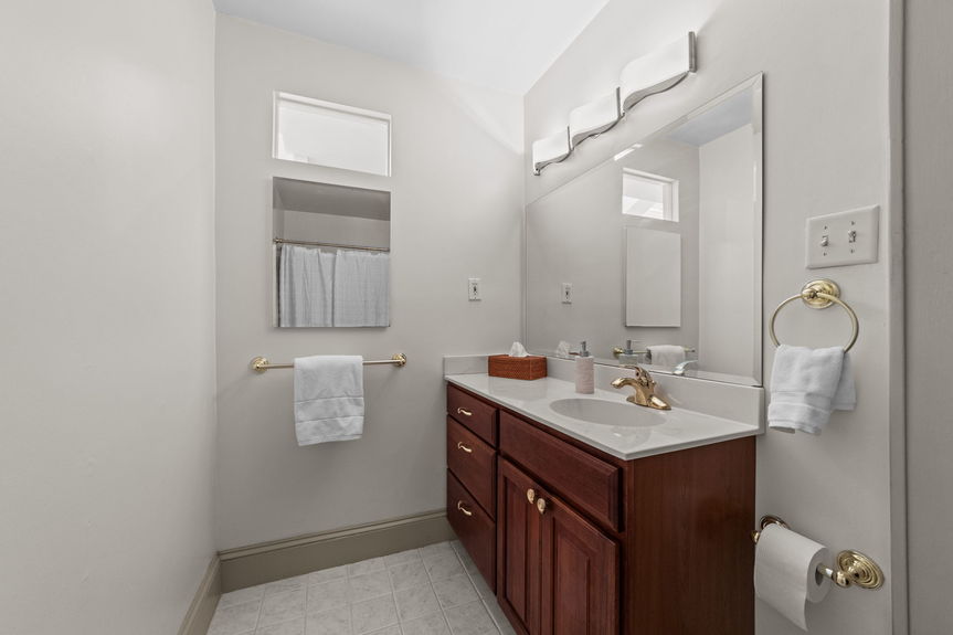 22-web-or-mls-_Y9A8506