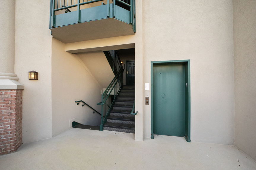 42-web-or-mls-_Y9A5890