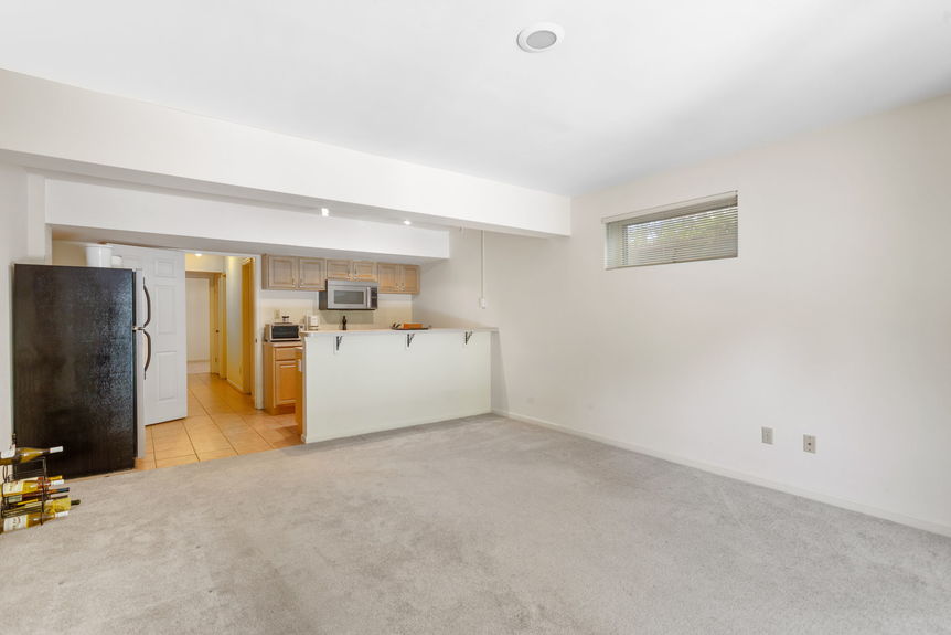 18-web-or-mls-208-64th-st-a