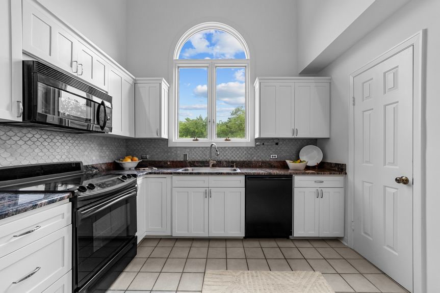 25-web-or-mls-_Y9A0784