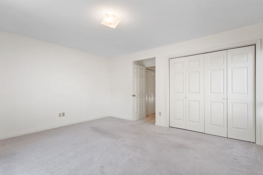 27-web-or-mls-208-64th-st-a