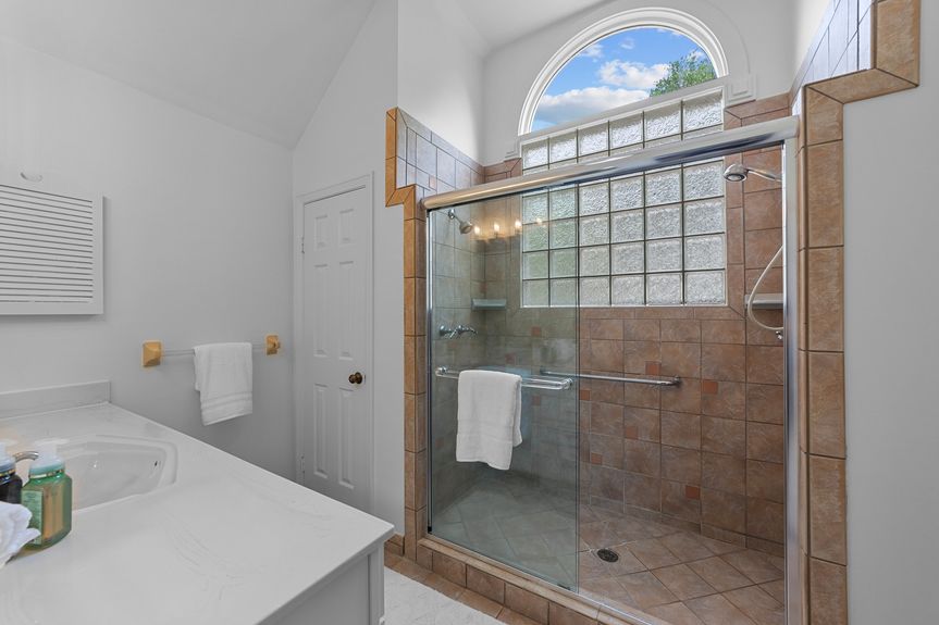 29-web-or-mls-_Y9A0366