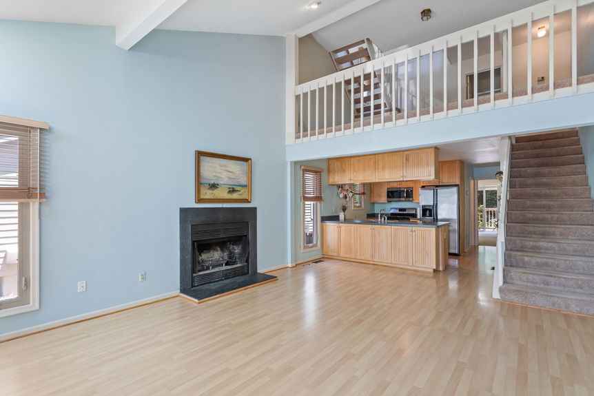 3-web-or-mls-208-64th-st-a